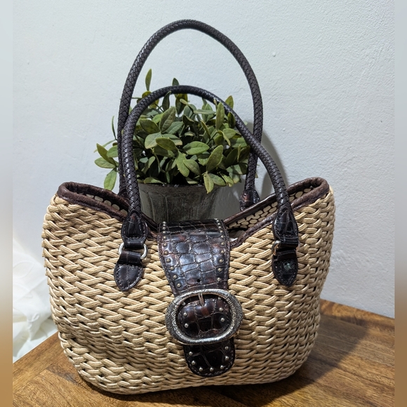 Brighton Shoulder Handbag Purse Leather Medium GUC Cute 👜 - Picture 1 of 7